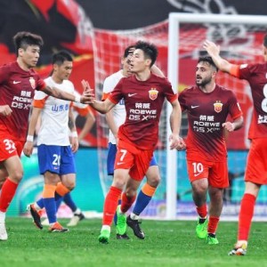 华体会hth-【中超】武磊梅开二度崔康熙染红 海港4比3逆转泰山